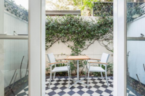 Lovely Studio with Patio 25 min from Sydney CBD, Sydney